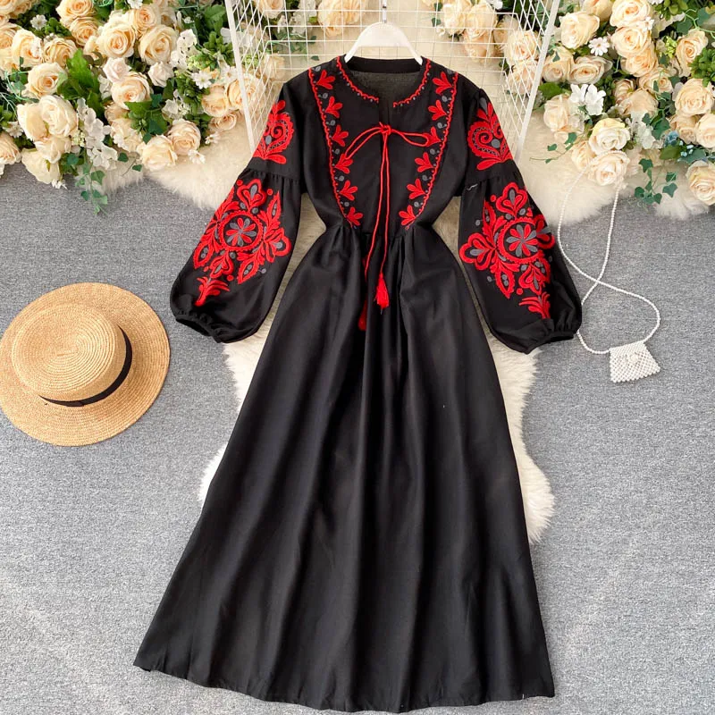 Bohemian Embroidered Flower O-Neck Lantern Sleeve High Waist Dress,