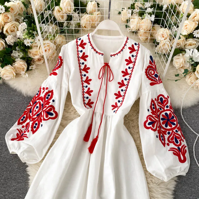 Bohemian Embroidered Flower O-Neck Lantern Sleeve High Waist Dress,