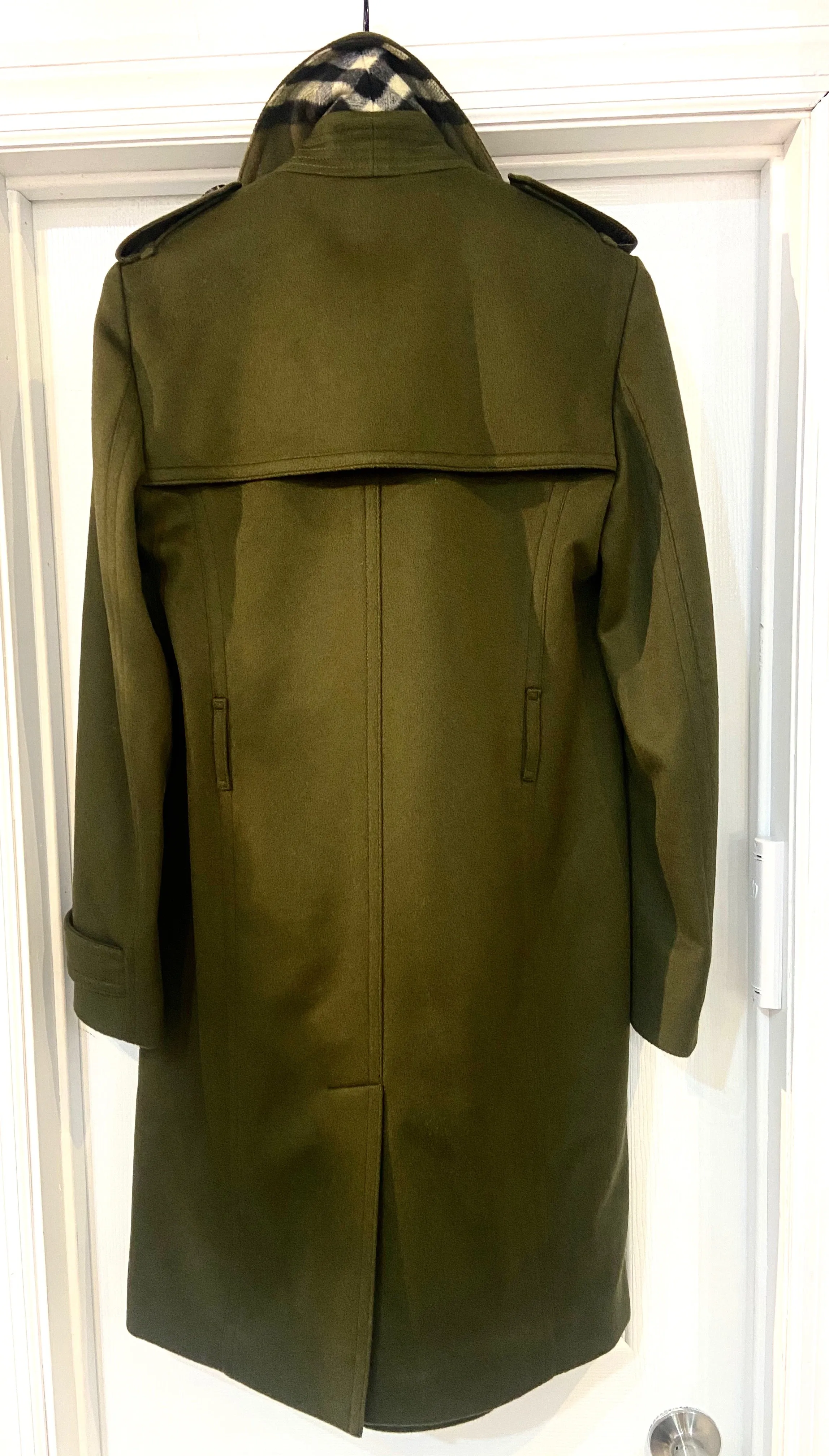 BURBERRY TEMPSFORD SINGLE BREASTED TRENCH COAT