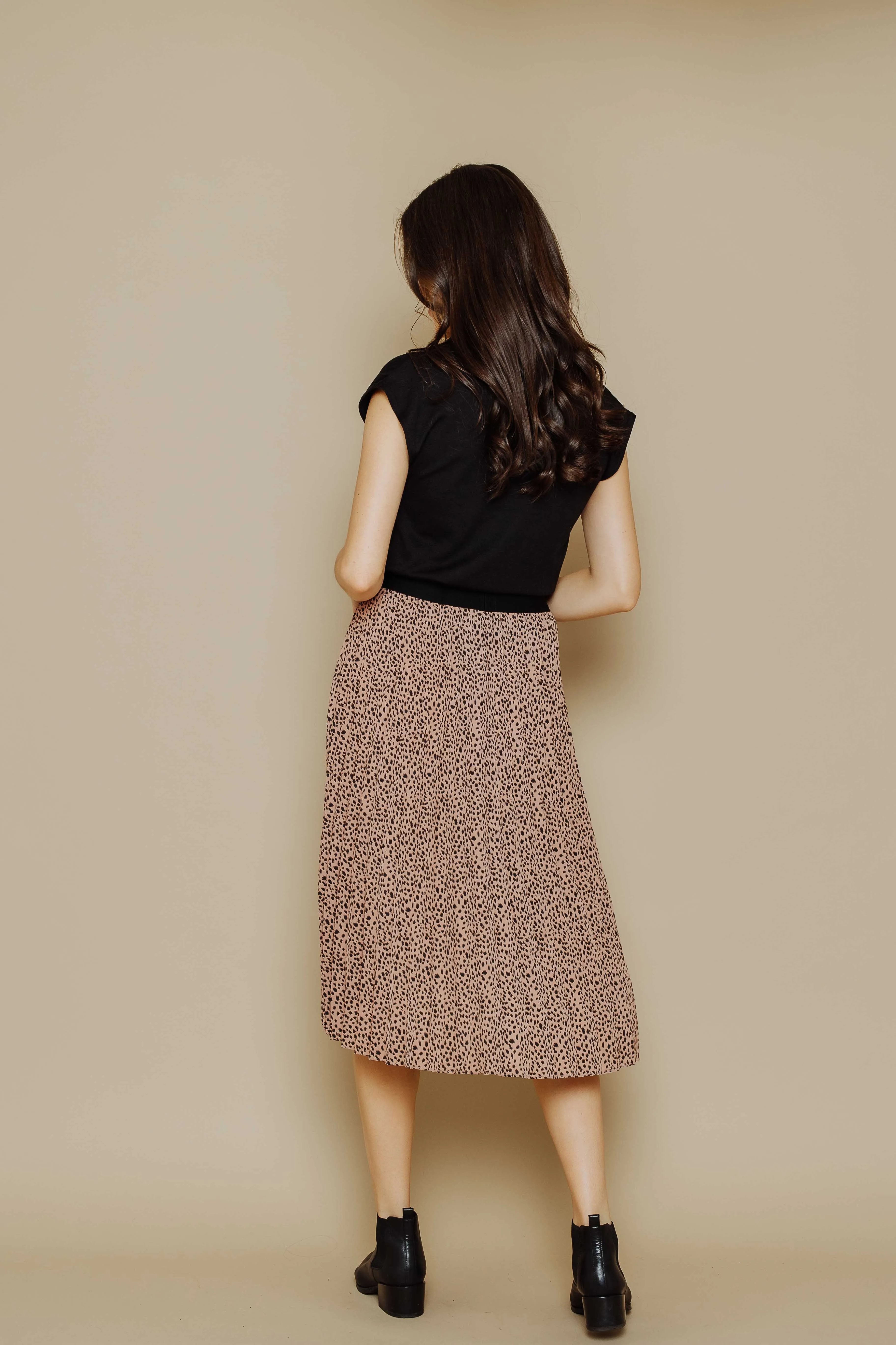 Daphne-Pleated Skirt