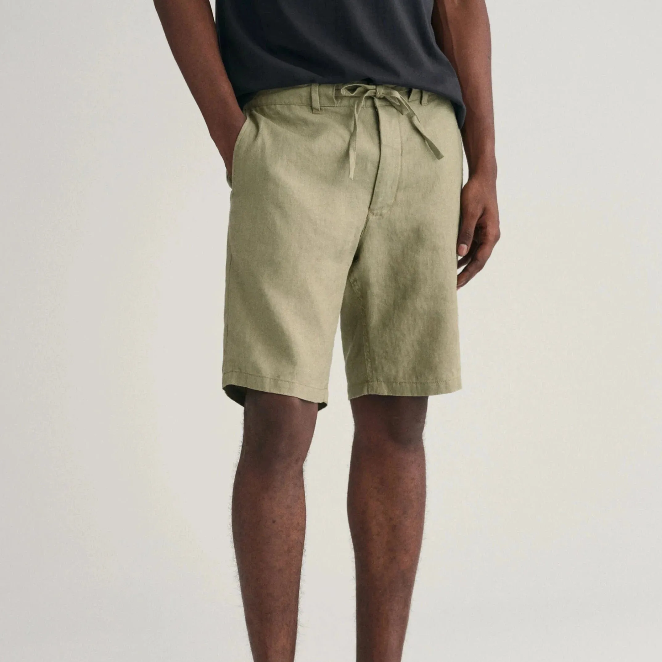 GANT Relaxed Fit Linen Drawstring Shorts in Dried Clay