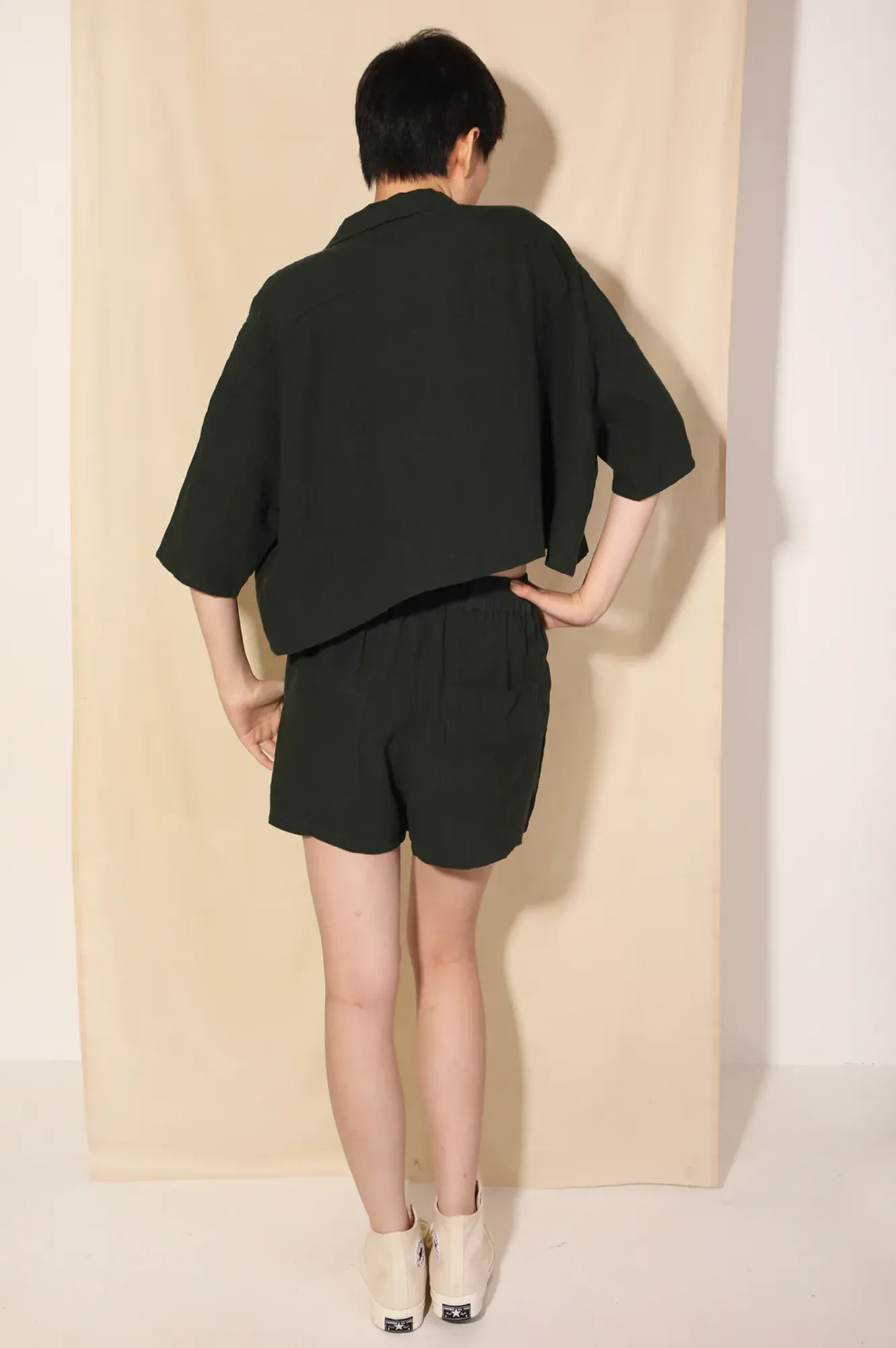 L.F Markey Basic Linen Forest Green Shorts