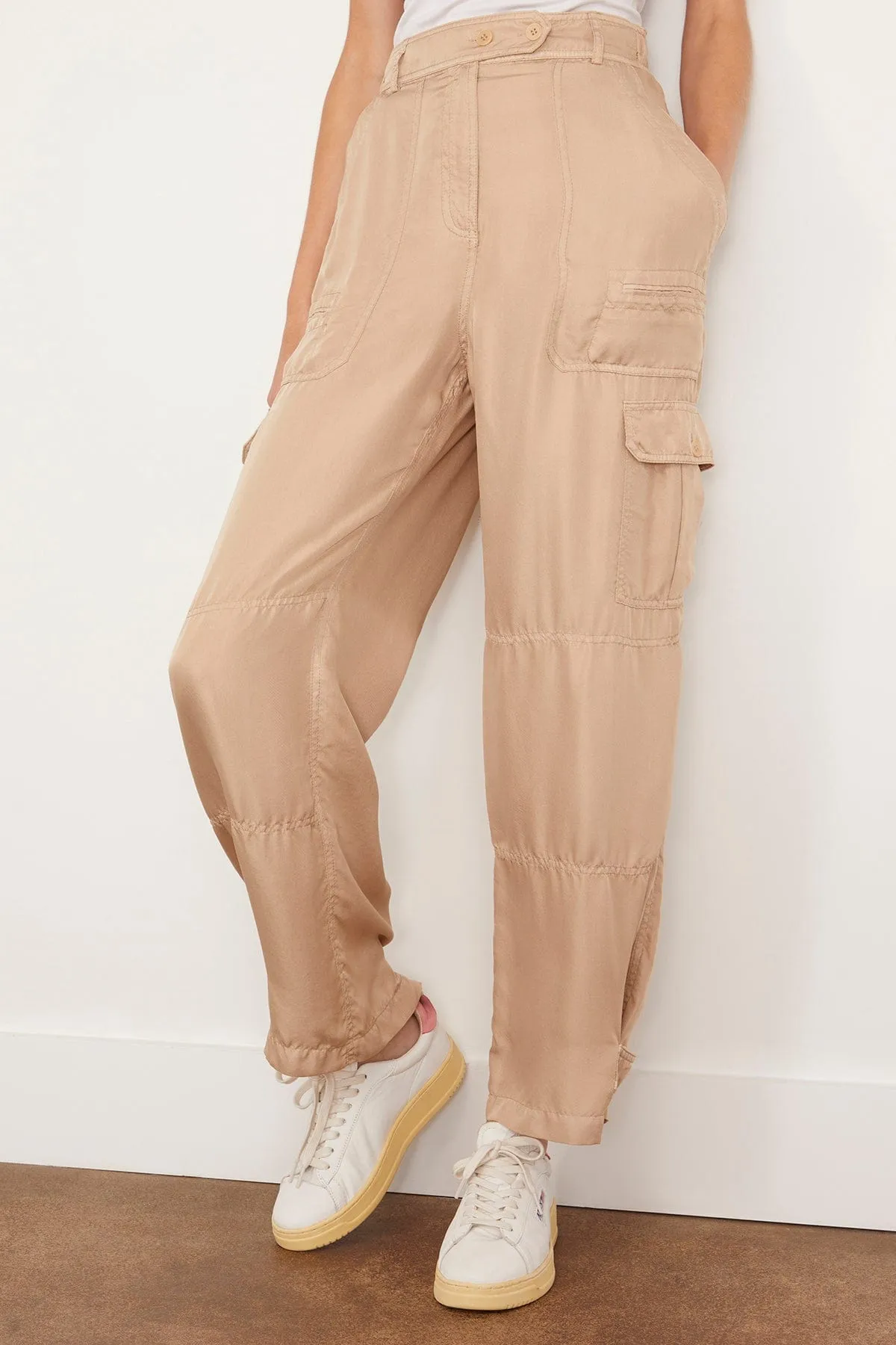 Wilshire Pant in Khaki