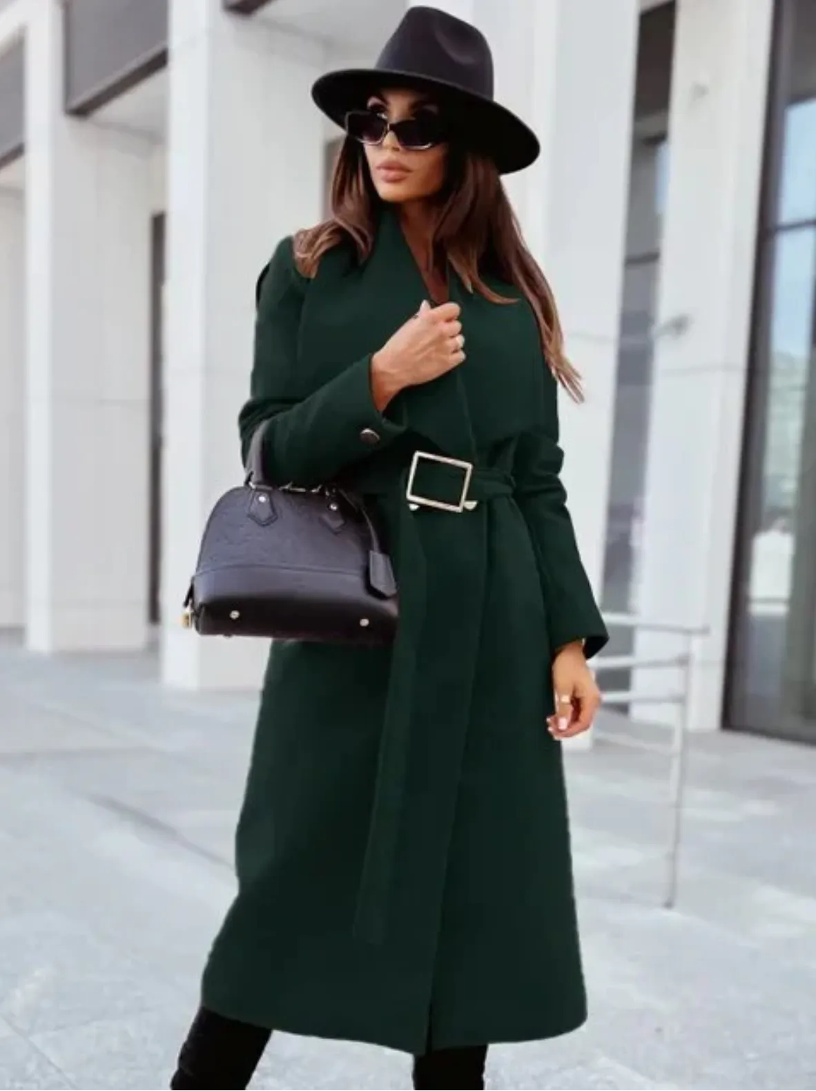 Women's Elegant Long Trench Coat with Belt and Turn-Down Collar | Ideal for Autumn/Winter